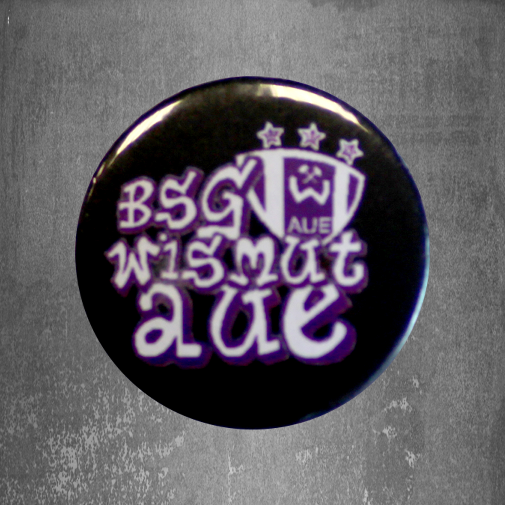 1058_Button Button GRAFFITI